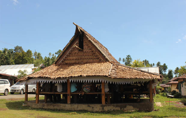 Rumah Adat Maluku Utara (Rumah Sasadu), Gambar, dan 