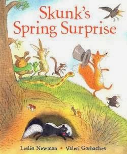 bookcover of Skunk's Spring Surprise  by Lesléa Newman