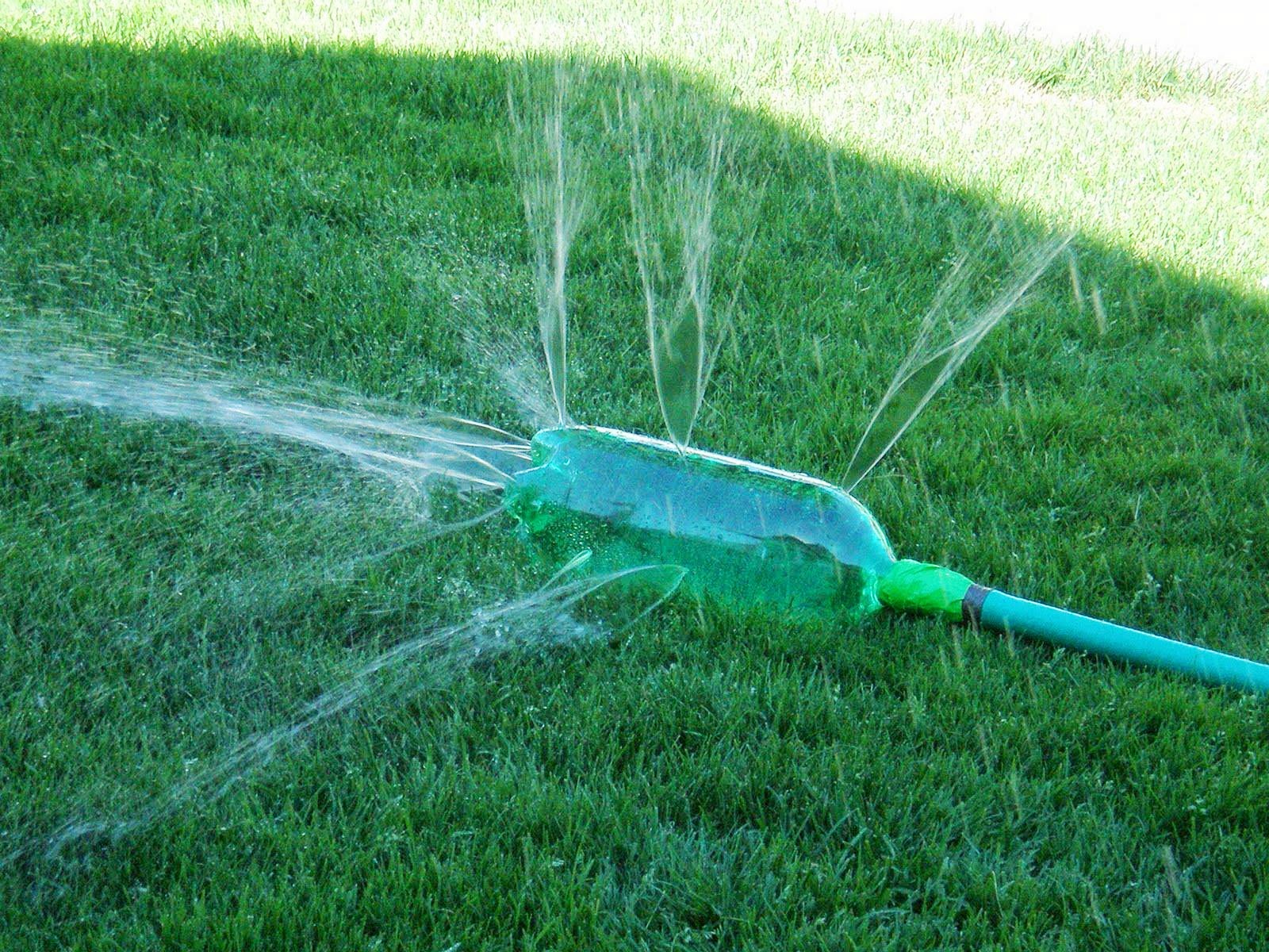 Here's a cheap and easy DIY for the summer, make a sprinkler for your 