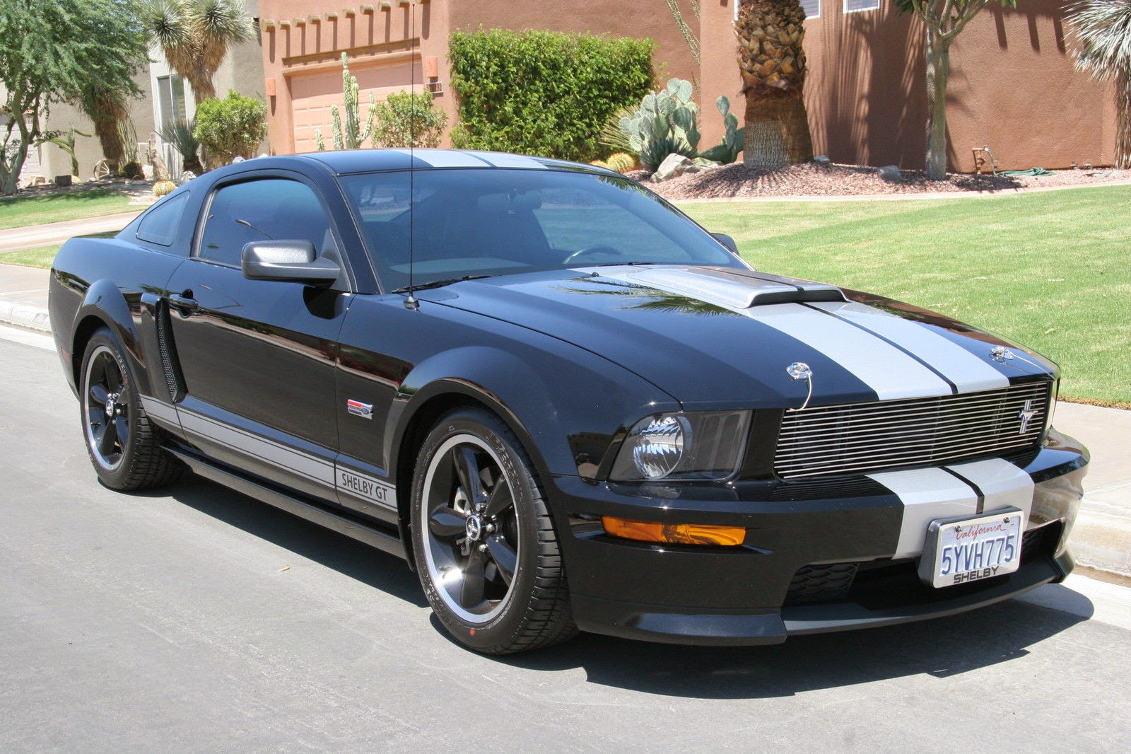 2007 Ford Mustang Shelby GT Black Silver ~ For Sale American Muscle Cars