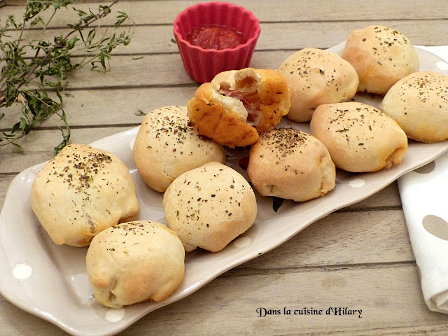 Pizza balls au chorizo et à la mozzarella filante