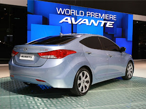 Hyundai Avante 2011 (2)