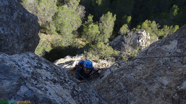 Via Ferrata y ascensión al Pico en la Sierra de Lúgar