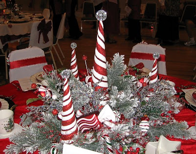 Christmas Table Centerpieces on Quilts   Color  Santa S Christmas Stocking And Candy Cane Dreams Tea