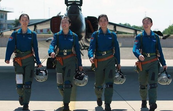 PLAAF women pilots
