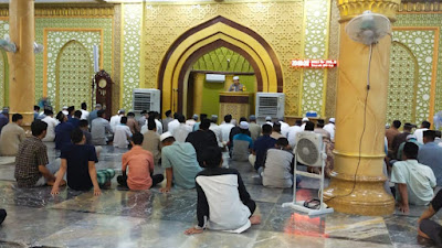 Ceramah singkat Sholat Tarawih di Masjid Agung Istiqamah Kasat Binmas Polres Aceh Selatan sampaikan pesan Kamtibmas.