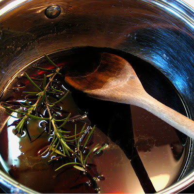 balsamic reduction rosemary