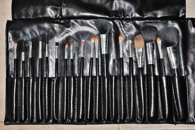 Επαγγελματικά πινέλα μακιγιάζ- make-up brushes