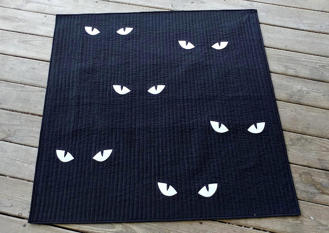 Glow in the dark spooky eyes quilt tutorial