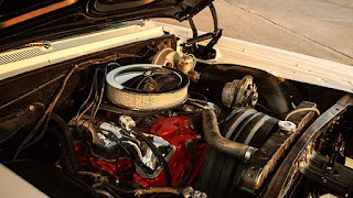 1964 Chevrolet Impala SS Engine 01