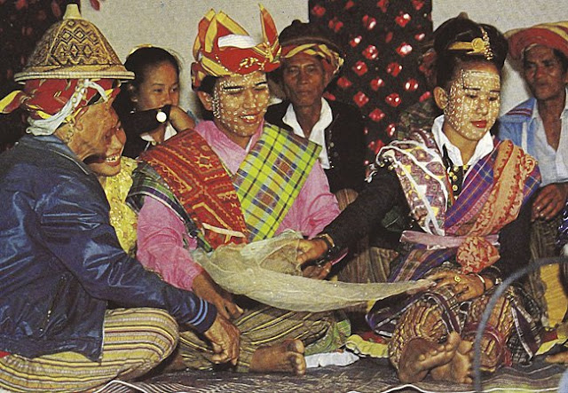 Yakan traditional wedding