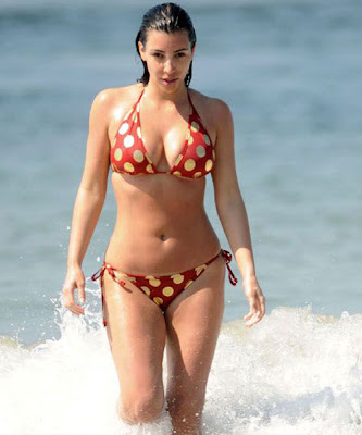 Kim Kardashian New Bikini Pics