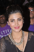 Shruti Haasan New photos-thumbnail-30