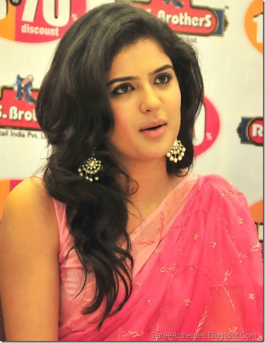 Deeksha Seth Sexy Photos in Pink Saree 8