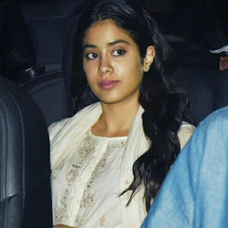 actress jhanvi kapoor photos
