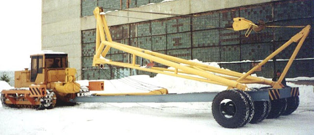 Прицепной тракторный кран ПТ-403М