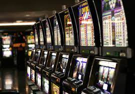 Playing Online Slot Machines for Money 