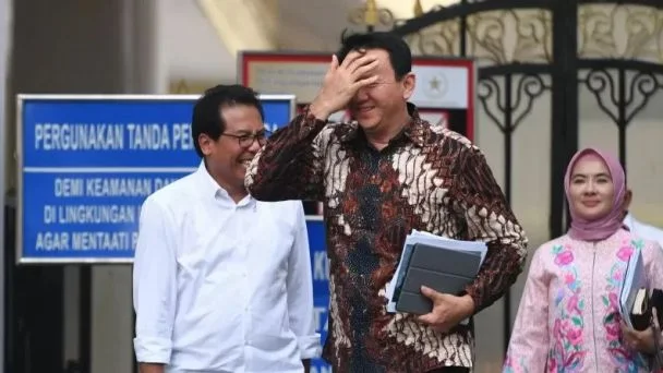 Ahok Batal Laporkan Pengacara Brigadir J: Buang-buang Waktu