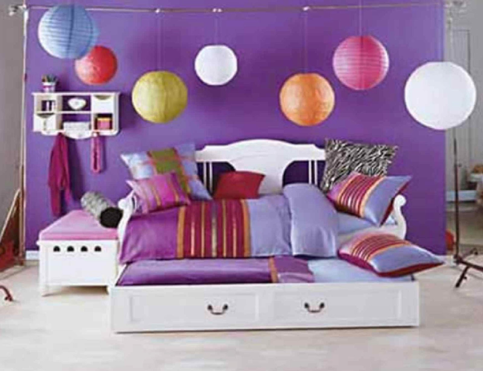 Pengaplikasian Warna Ungu Untuk Kamar Tidur Purple Interior Design