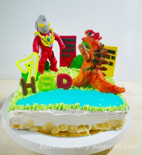 เค้กอุลตร้าแมน (ultraman cake)