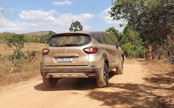 Novo Renault Captur 2022 Turbo - teste