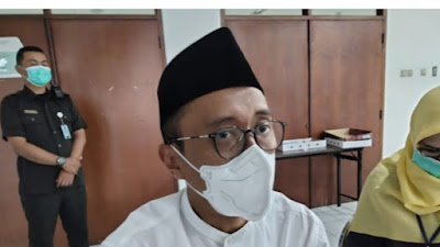 Jika ada kran-kran air yang masih menetes ketika ditutup diharapkan untuk segera diganti, Arief Direktur Utama PDAM Surya Sembada Surabaya