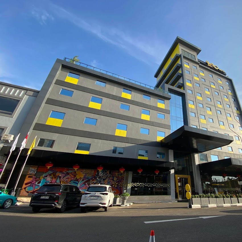 Staycation Seru di Yello Hotel Harbour Bay Batam