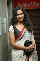 Nivitha Latest Gorgeous Photos web.filmyfi.com