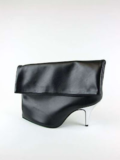 are you a shoe or a purse?
