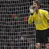 Manchester United News Rumours >> This season is goalkeeper Edwin Van Der Sar is rumored Retirement