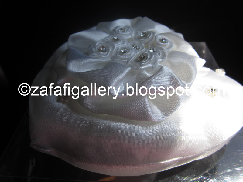 Cenderahati Perkahwinan Di Zafafi Gallery: TEMPAT LETAK CINCIN