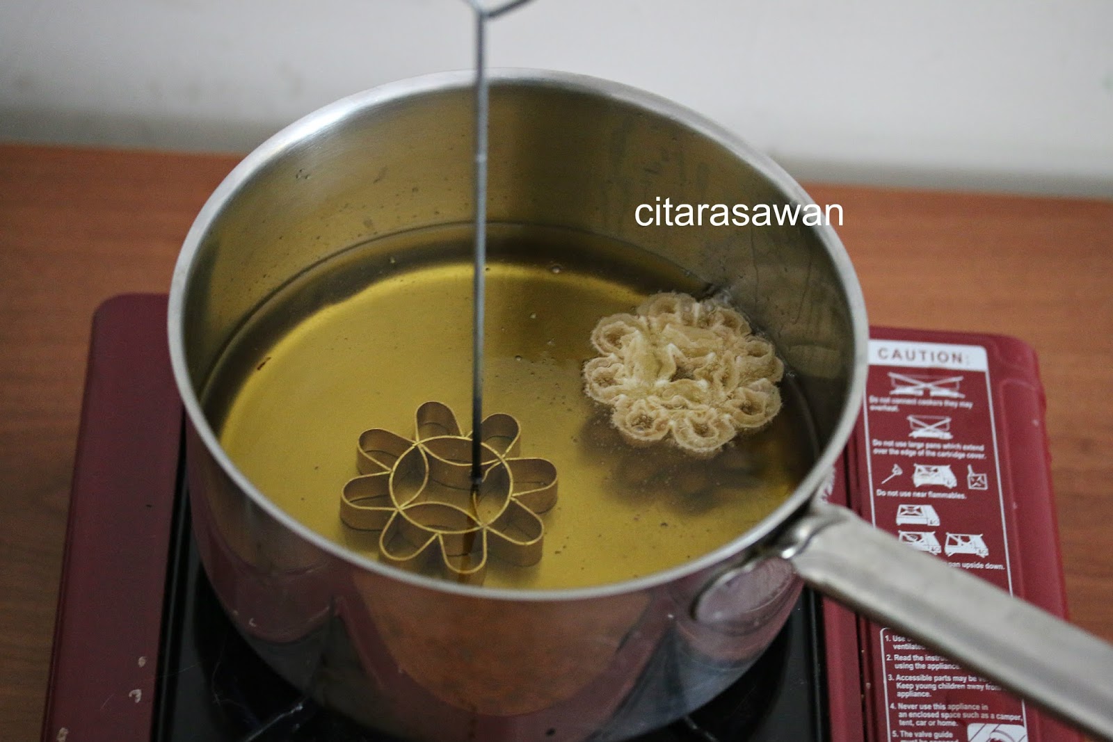 Kuih Ros / Kembang Goyang / Kuih Lotus ~ Resepi Terbaik