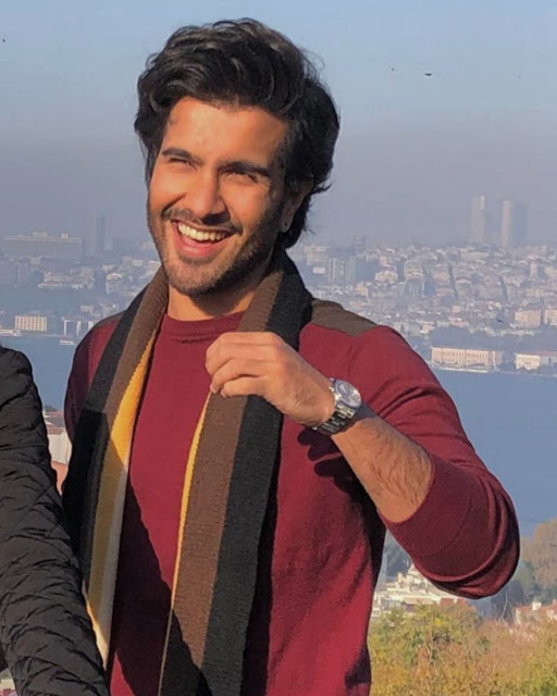 Feroze Khan biography, dramas, age, pics, family