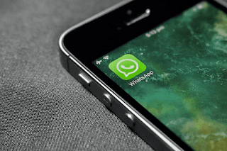 whatsapp menjadi aplikasi pesan instan terpopuler