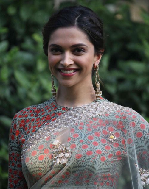  Best Deepika Padukone Wallpapers and Pics