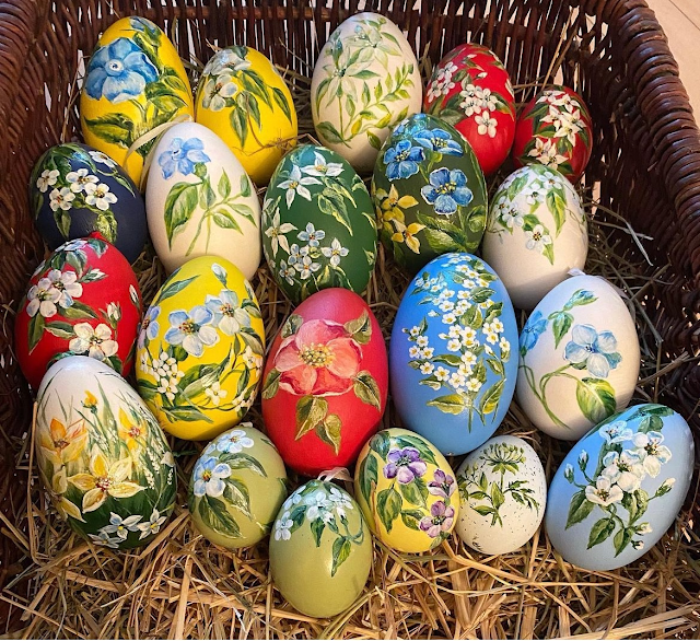 handpainted eggs