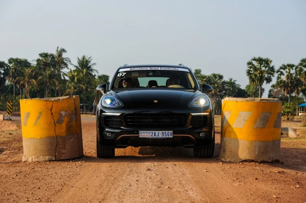 Porsche Macan và Cayenne