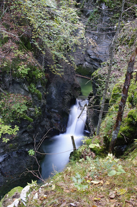 drugi del slapov
