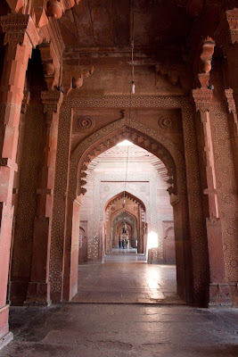 Hallway inside Fatehpur Sikri