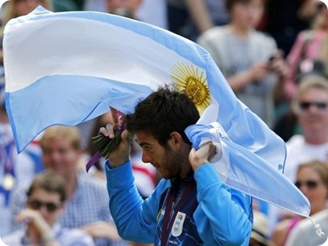 del potro bronce