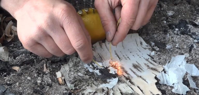 YouTuber Specialized In Survival Skills Teaches Us How To Start A Fire Using A Lemon