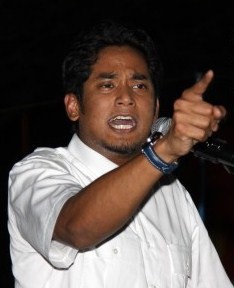 [1508-ceramah-khairy-shahalam-1.jpg]