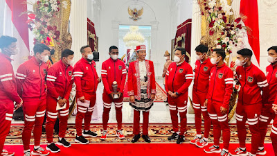 Presiden Jokowi Terima Timnas U-16 di Istana Merdeka