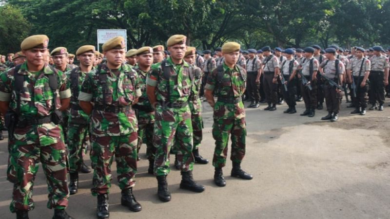  TNI  dan Polri  Berlatih Bersama untuk Cegah Konflik 