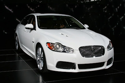 2010 Jaguar XF-R