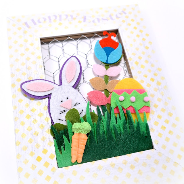 How-to-Embellish-a-Stenciled-Frame-with-Felt-Shapes-for-Easter