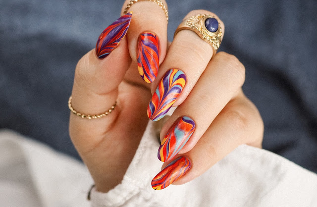 water marble nails