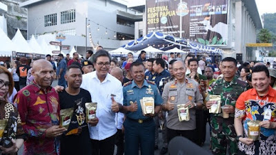 Lantamal X Meriahkan Festival Kopi Papua