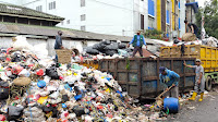 Warga Keluhkan Sampah Menumpuk, Pemkot Bandung Akui Pengiriman Sampah ke TPA Sarimukti Terhambat