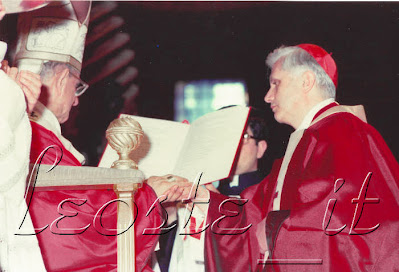 Pope Benedict XVI vestments